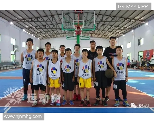 广州篮球队以56分稳居杯赛积分榜首位展现强劲实力